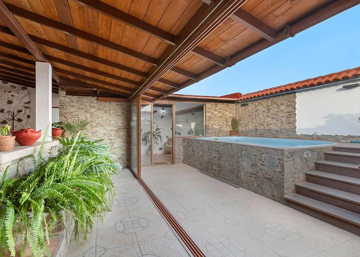 Casa Las Toscas