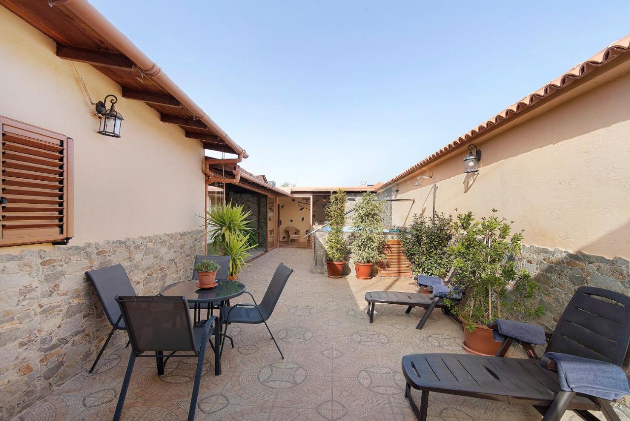 Casa Toscas